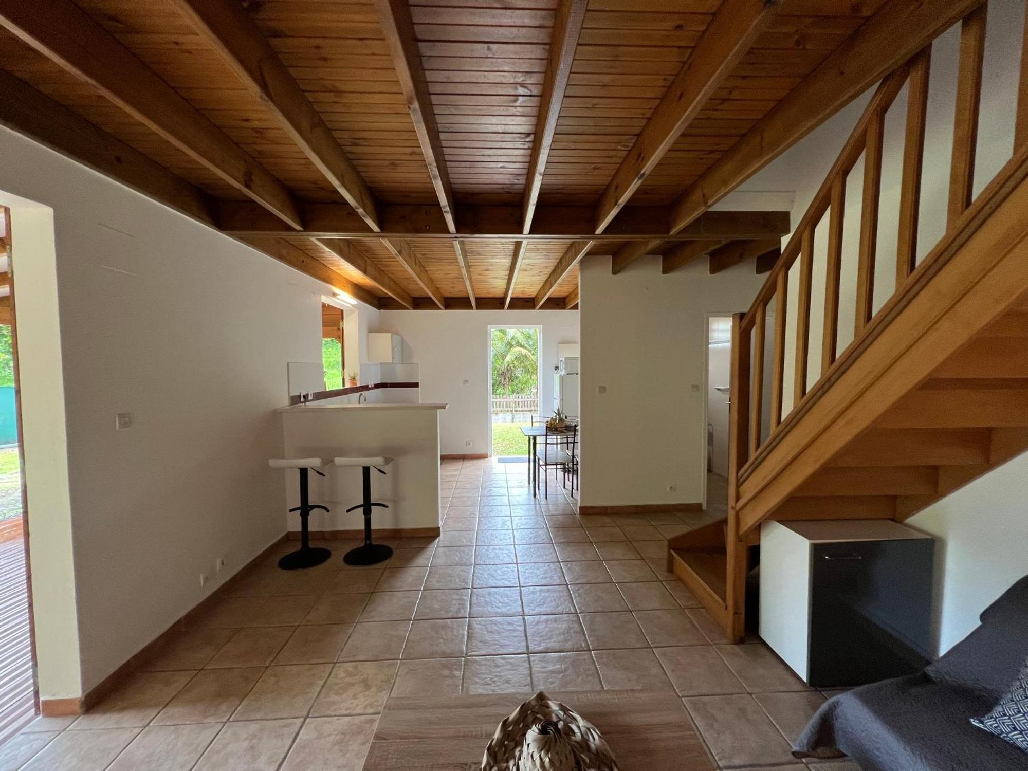 Villa Au Calme Avec Jacuzzi, Villa Le Boursoie Les Abymes Kültér fotó